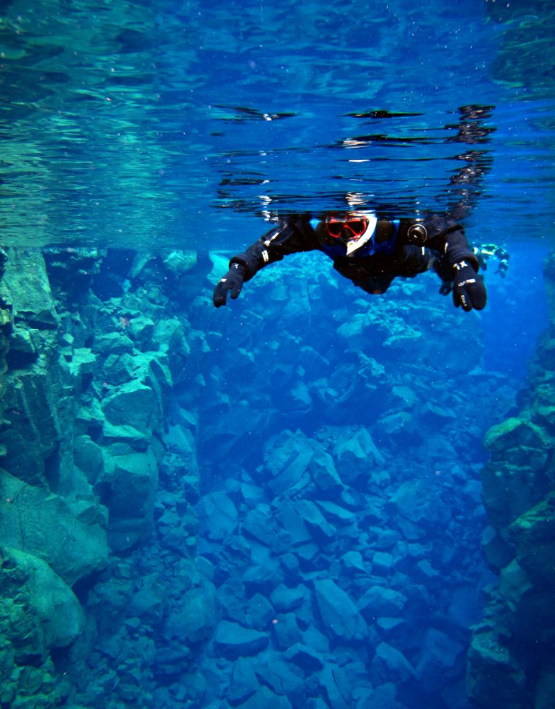 Þingvellir 4 National Parkdive.is snorkeling silfa diving snorkelling sunrise golden cirlce solo female travel icelend winter roadtrip