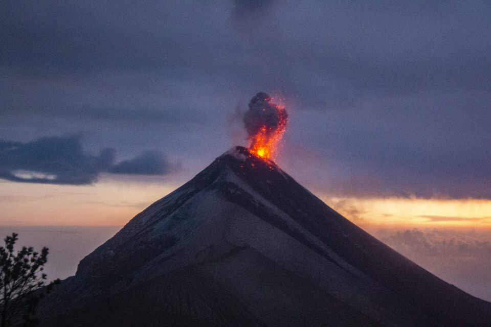 acatenango volcano
